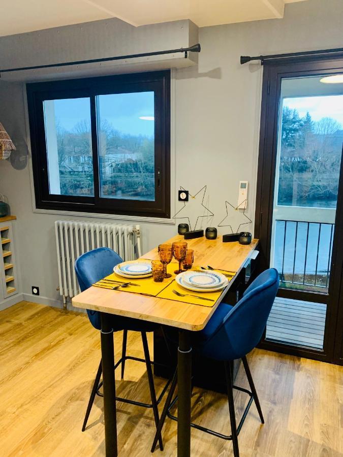 "Au Fil De La Charente" - Coeur De Saintes - Wifi Clim - Classe 4 Etoiles - 4 Pers Buitenkant foto